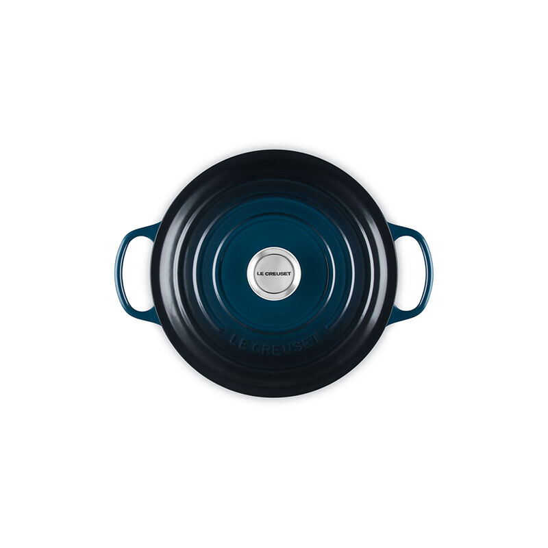 Signature Round Dutch Oven | Le Creuset®