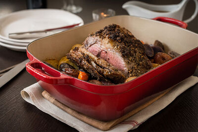 Signature Roaster | Le CreusetÂ® Official Site