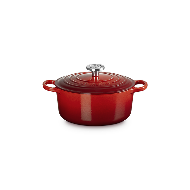 Signature Round Dutch Oven | Le Creuset®