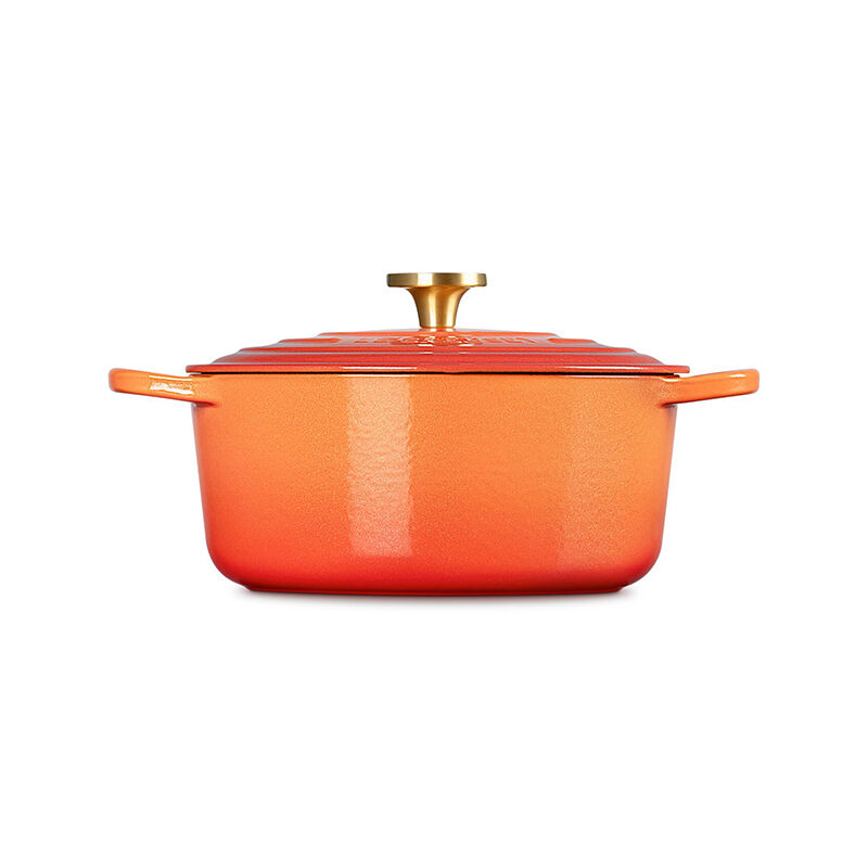 Signature Round Dutch Oven with Crucible Knob | Le Creuset®
