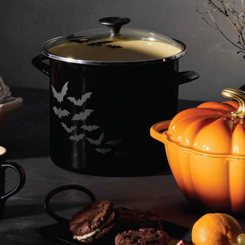 ⚠️【icylittlebear】LE CREUSET Bat Stockpot | Le Creuset®
