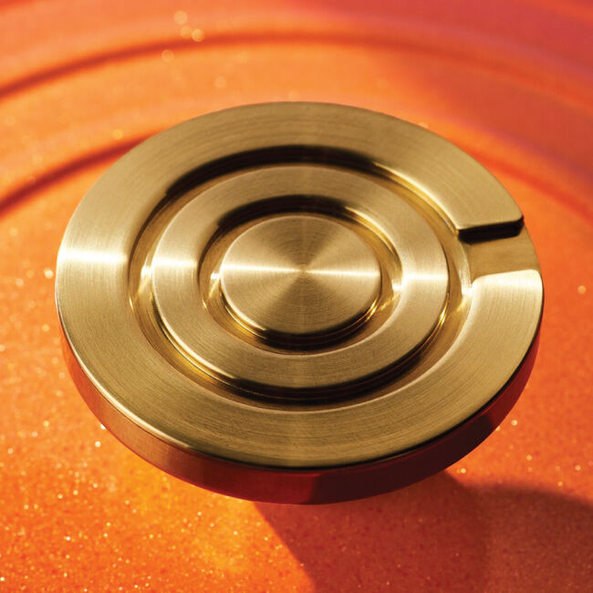 Signature Round Dutch Oven with Crucible Knob, view 7