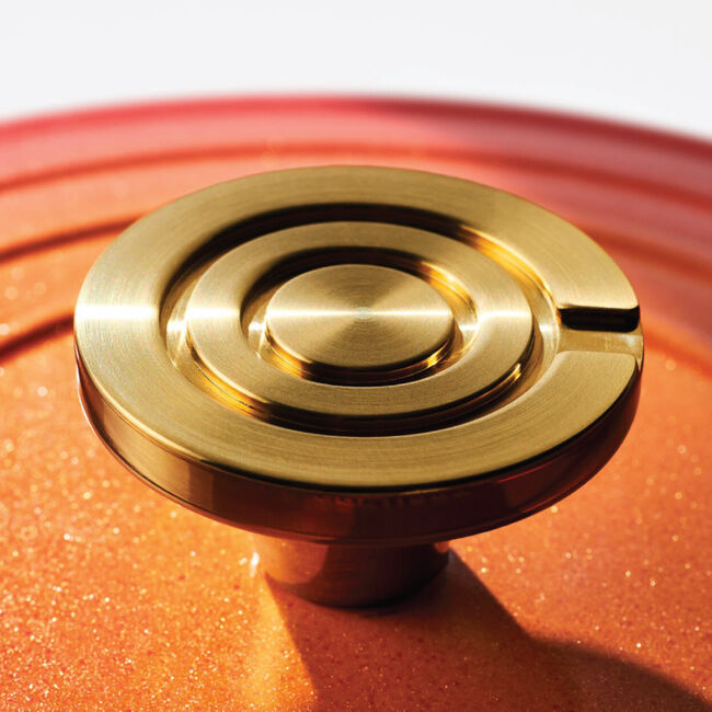 Signature Round Dutch Oven with Crucible Knob, view 8