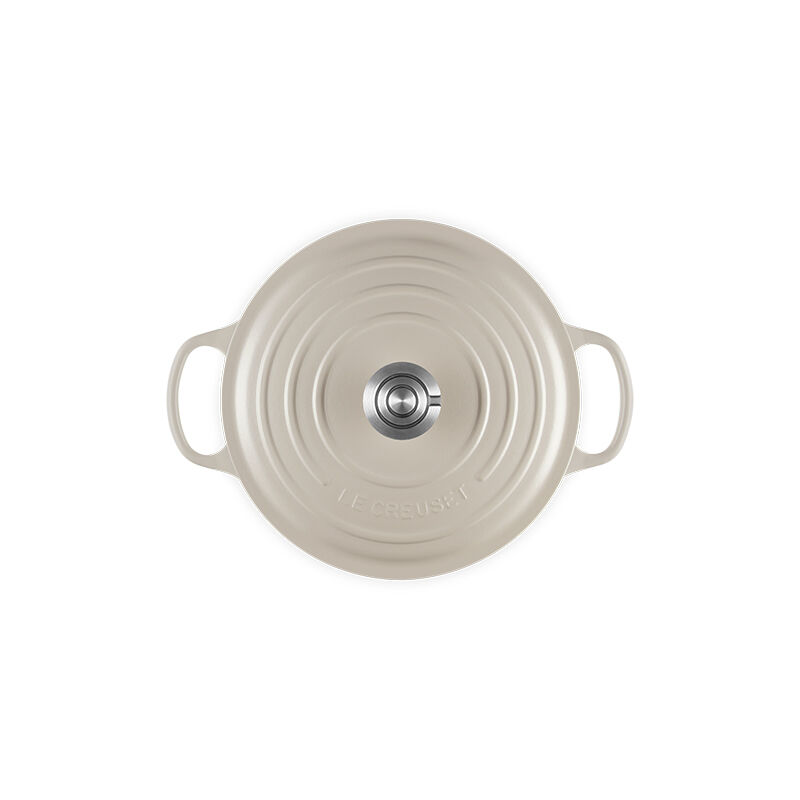 Signature Round Dutch Oven | Le Creuset®