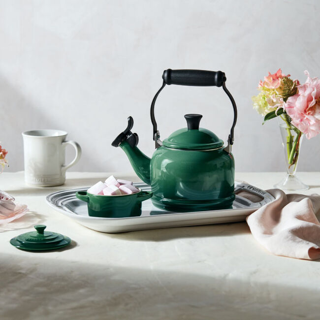 Demi Kettle | Le Creuset® Official Site