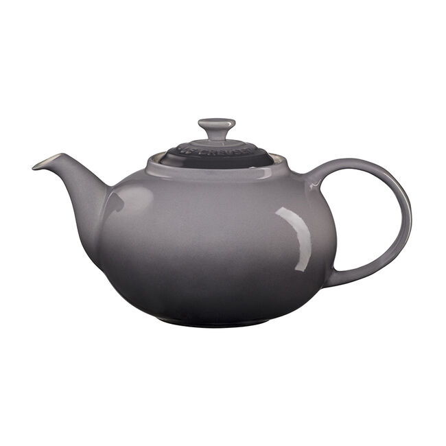 Traditional Teapot Le Creuset Official Site Le creuset is always reminding us that, yes, we do indeed need pretty kitchenware. traditional teapot
