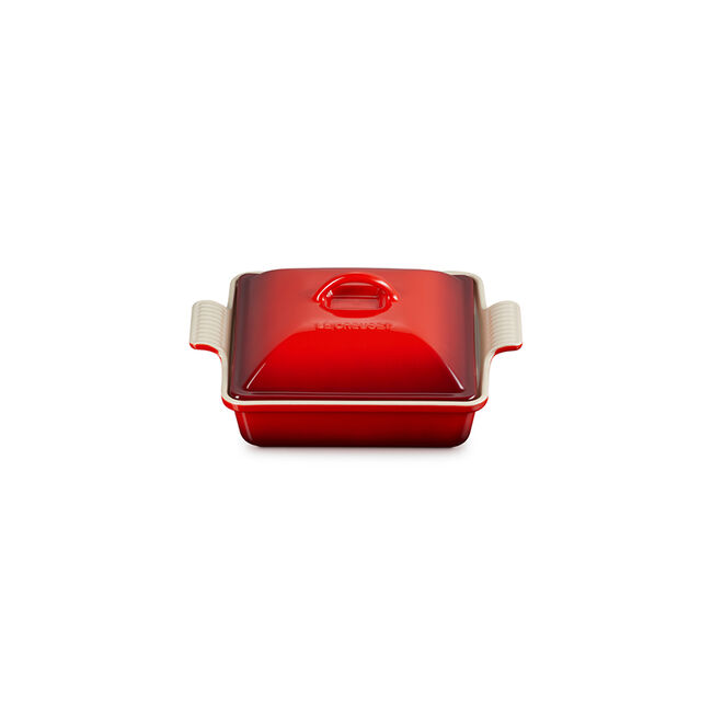 Heritage Shallow Square CasseroleCerise, view 2
