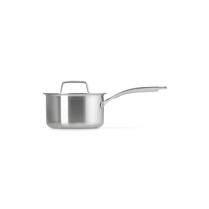 Le Creuset Essential Saucepan