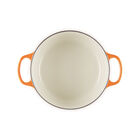 Signature Round Dutch Oven with Crucible Knob