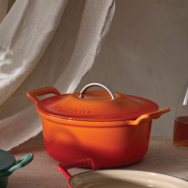 Modern Heritage Round Dutch Oven, view 4
