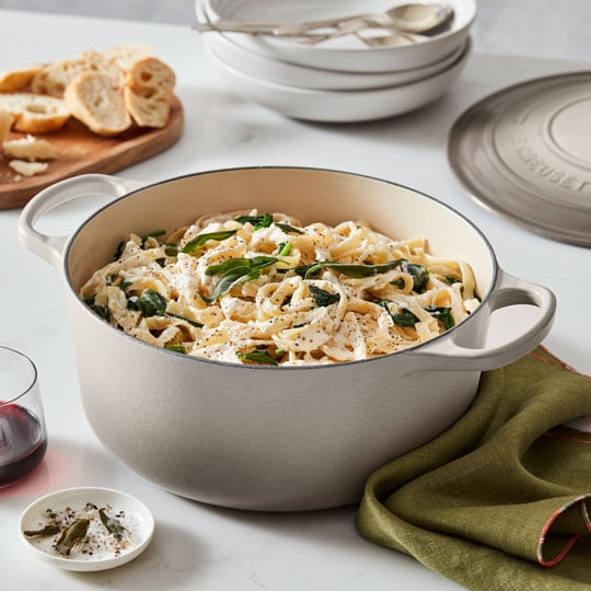 fettucine alfredo in a dutch oven