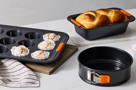 non-stick metal bakeware