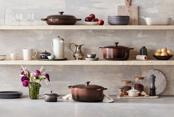 gnache brown cookware on shelves