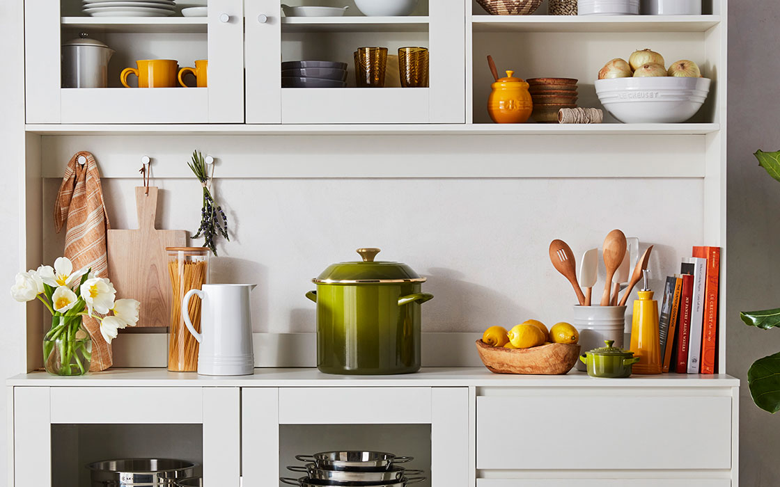 https://www.lecreuset.com/on/demandware.static/-/Sites-LeCreuset-Library/default/dw2046448d/images/blog/products/refresh/Spring-Kitchen-Cabinet-1120x700.jpg