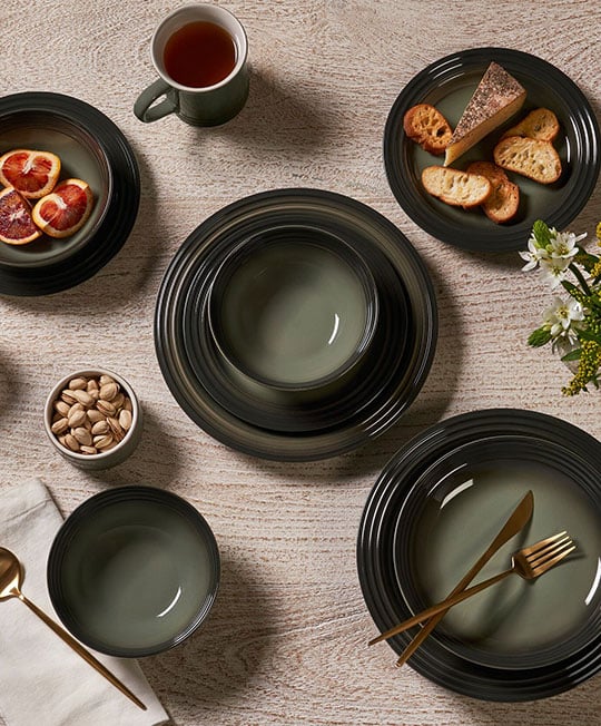 dinnerware set