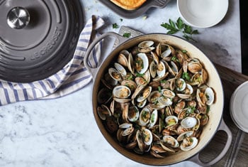 steamed oysters in a braiser