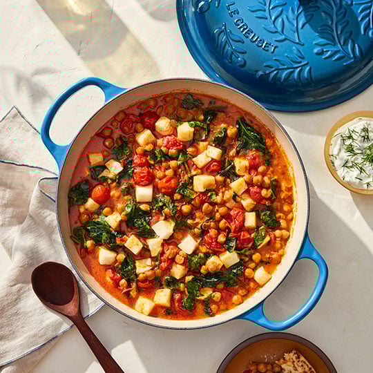 chickpeas and spinach in a stew