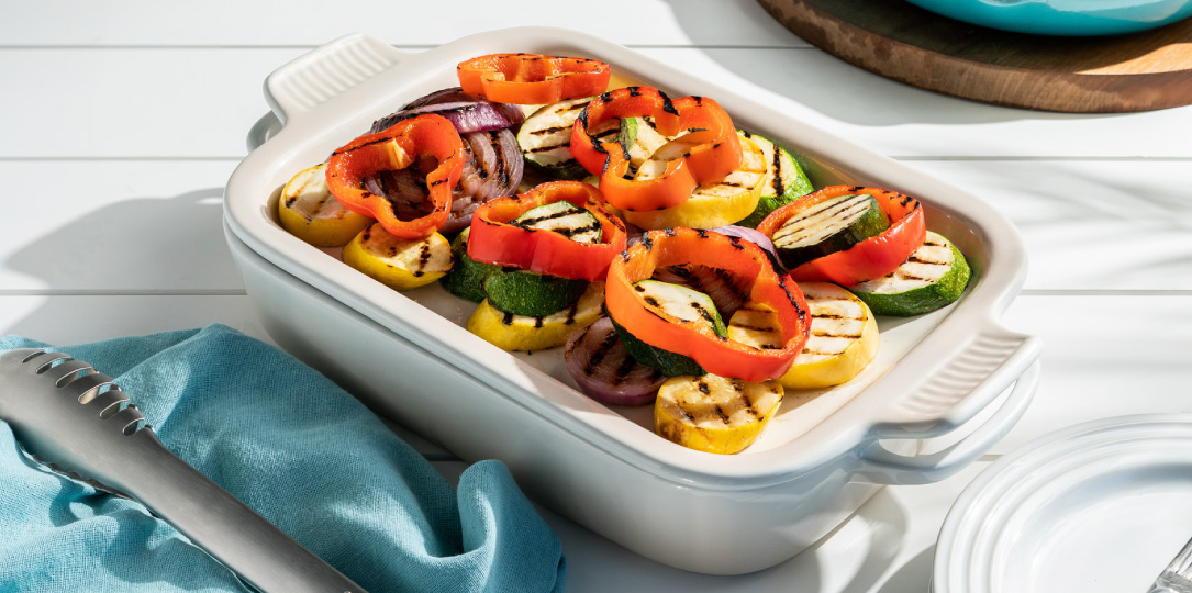 le creuset oven dish with lid