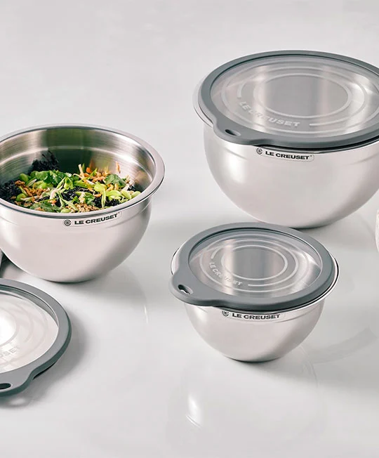 mixing bowls