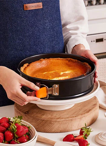 nonstick metal bakeware