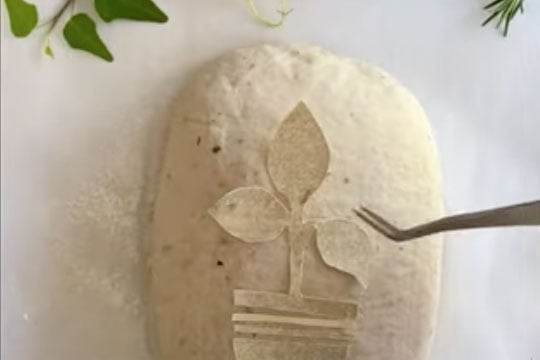 How to Decorate and Stencil Bread