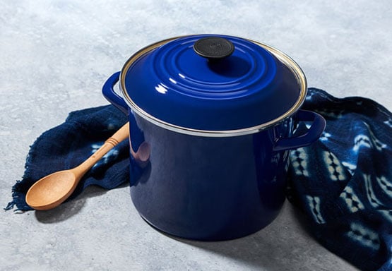 Le Creuset reveals its latest colourway 'Nectar