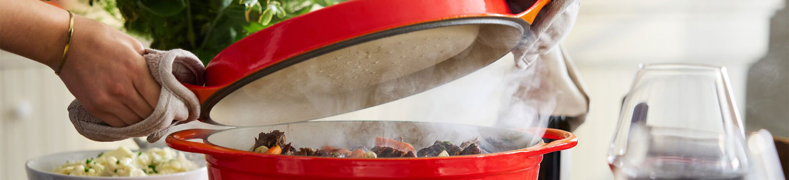 crepe pan with rateau