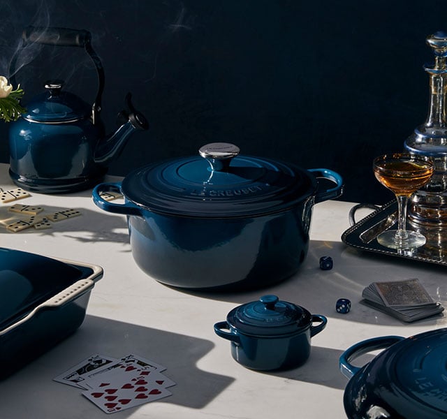Nuit items on a tabletop