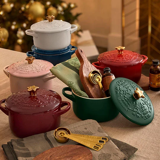 Signature Oval Baker
