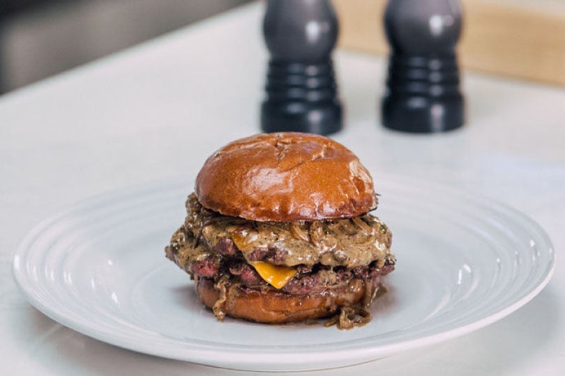 Burger Au Poivre