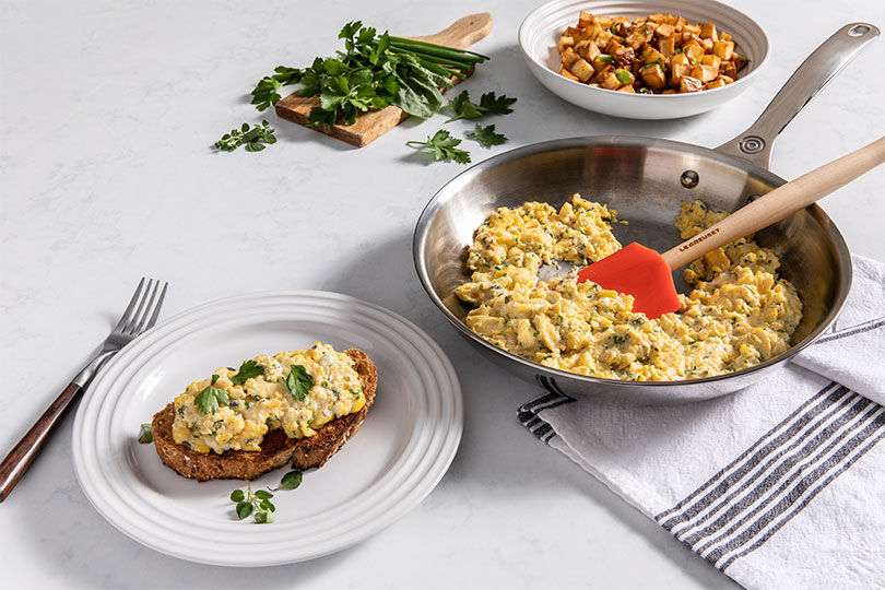 Herb Scrambled Eggs with Ricotta Le Creuset® Official Site