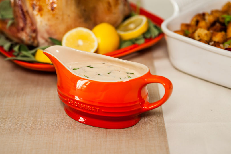 Bourbon Gravy Le Creuset® Official Site