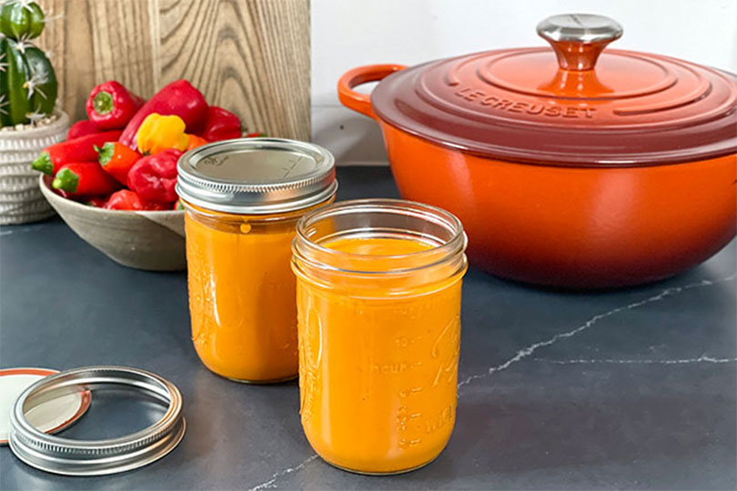 Vibrant Hot Chile Sauce