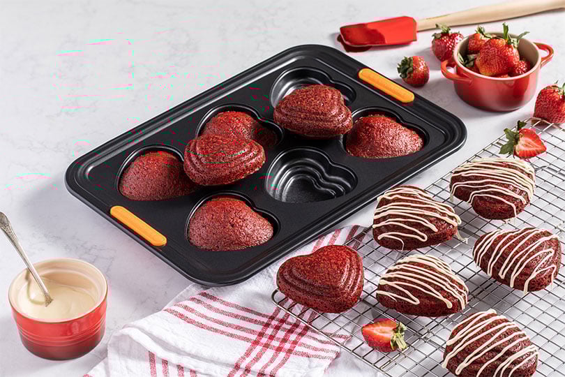 Red Velvet Cakes with White Chocolate Drizzle