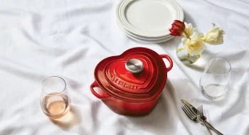 https://www.lecreuset.com/on/demandware.static/-/Sites-le-creuset-storefront/default/dw49605ece/category/valentines_nonfeat_thb2.jpg